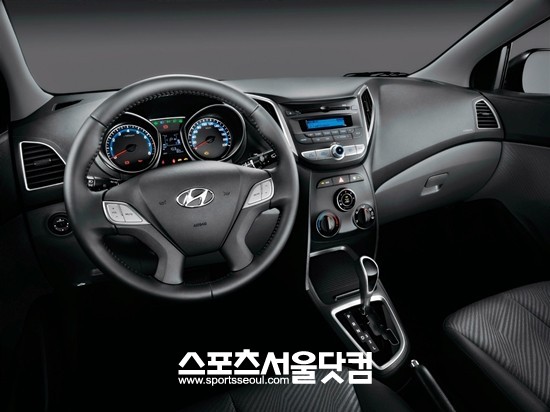 현대자동차 HB20 내관