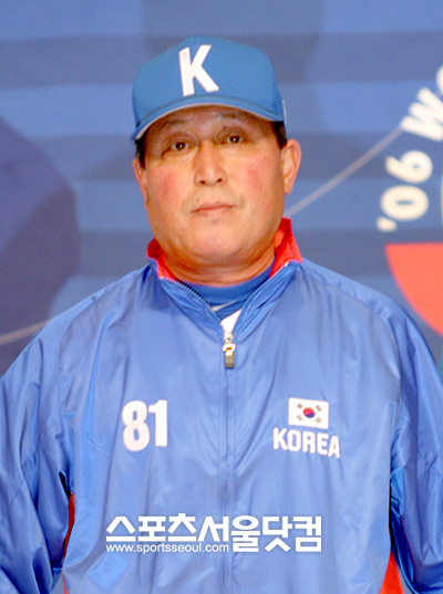 김인식 감독은 1,2회 WBC 때 대표팀 지휘봉을 잡고 각각 4강과 준우승으로 이끌었다.  / 더팩트 DB