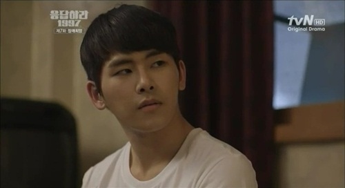 동성애 코드를 연기하며 눈도장을 찍은 호야./tvN 응답하라 1997 방송 캡처