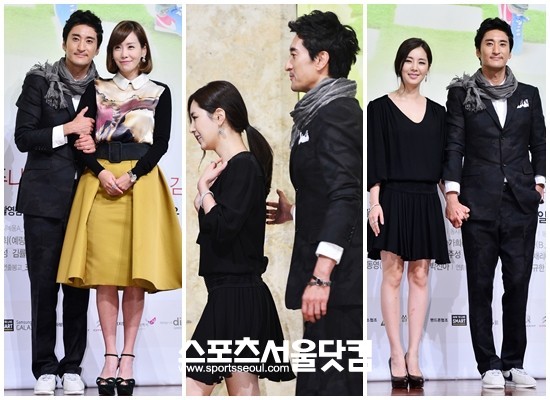 신현준이 울랄라 부부 제작발표회에서 여배우들을 다정하게 챙기고 있다./배정한 기자