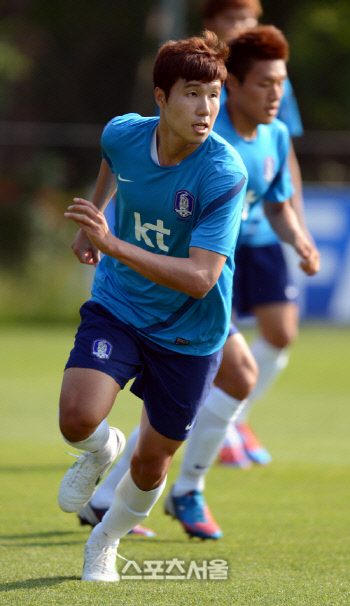 J리그 1,2호골을 터뜨릔 시미즈 김현성. / 스포츠서울 DB