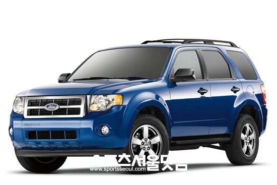 포드는 포드세일즈서비스코리아에서 수입ㆍ판매한 지난 2001년 4월19일부터 2004년 12월12일 사이에 제작된 이스케이프 차량 687대를 리콜한다.