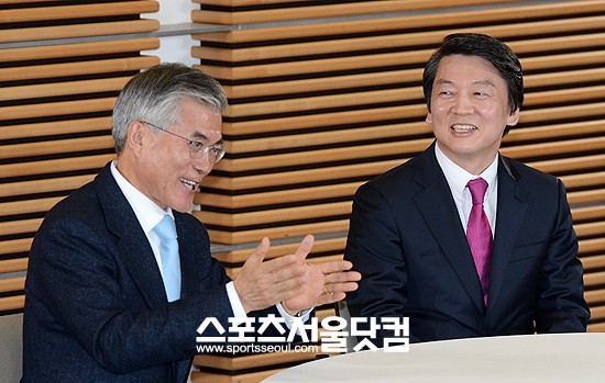 안철수, 문 후보님! 오늘 무지하게 노력하시네요~