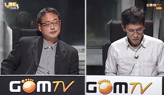 변희재(왼쪽)와 진중권이 토론 대결을 벌였다./곰TV 중계 화면 캡처