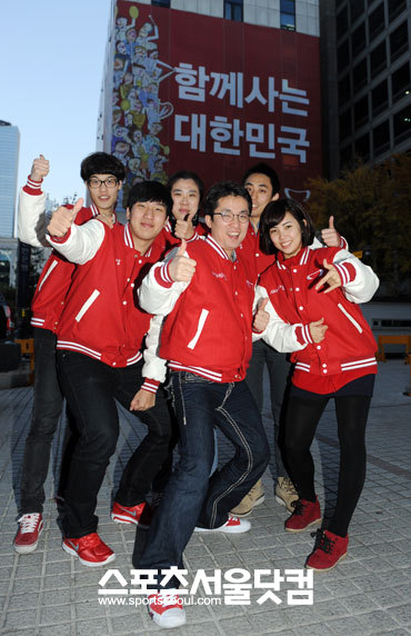 새누리당 중앙선대위 청년본부장을 맡고 있는 김상민 의원이 박근혜 후보의 청년정책에 대해 목소리를 높이고 있다. / 임영무 기자