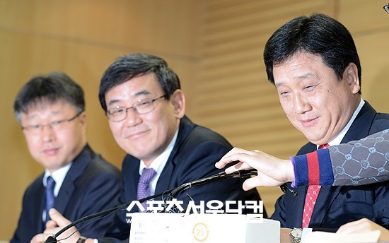 이제 좀 웃어 봅시다~