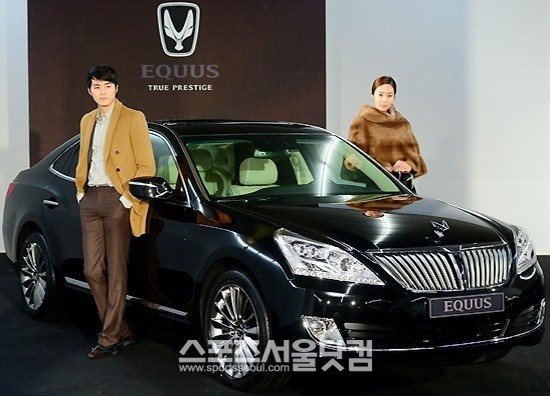 현대자동차가 28일 서울 역삼동에 있는 라움에서 자사 플래그십 세단인 에쿠스의 부분 변경 모델 에쿠스 페이스리프트의 보도발표회를 열었다. / 이새롬 기자