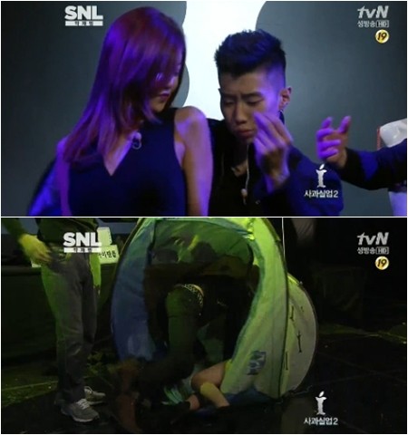 가수 박재범과 NS윤지가 야릇한 분위기를 연출하고 있다. /  tvN SNL코리아 방송 캡처