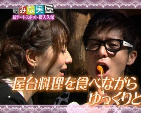 일본 개그맨 후지모리 싱고(오른쪽)가 낙태 스캔들에 휩싸였다. / TBS 방송 캡처