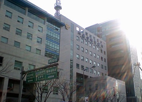 범 현대가 3세 정모(20)씨가 대마초를 피운 혐의로 불구속 입건됐다.