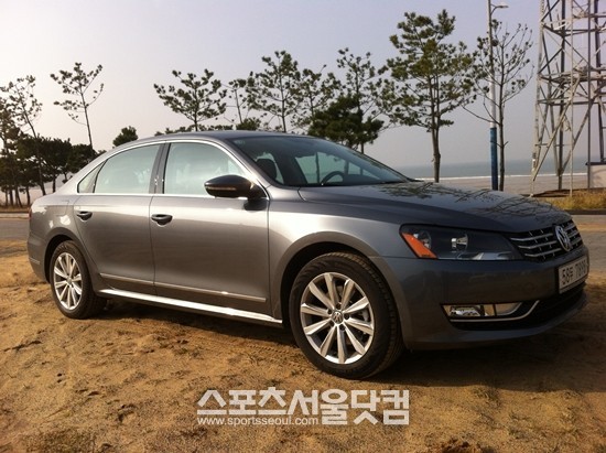 폭스바겐 파사트가 출시 3달 만에 판매량 1000대를 넘어섰다.