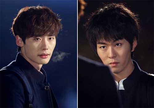 학교2013에서 고남순 역의 이종석(왼쪽)과 오정호 역의 곽정욱. /(유)학교문화사업전문회사 제공