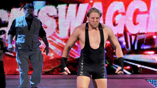 잭 스웨거(오른쪽). / 출처=WWE.com