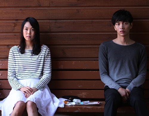 영화 연애의 온도에서 호흡을 맞춘 김민희(왼쪽)와 이민기./영화 스틸컷