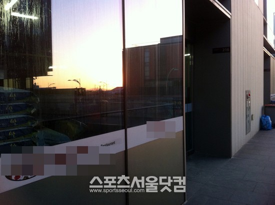 김연아가 법인으로 명의 변경한 상가 3채 중 2채는 임대됐다.