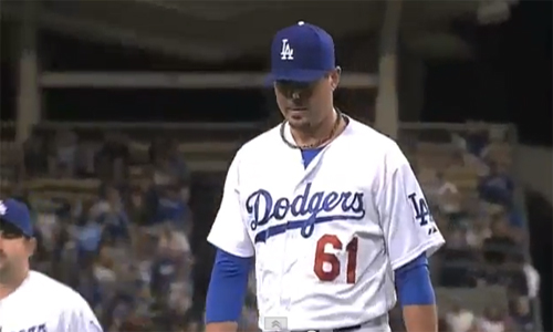 2012 시즌 도중 LA 다저스로 이적한 조시 베켓은 과거 박찬호의 등번호 61번을 자신의 새 유니폼에 새겼다. / 유튜브 영상 캡처