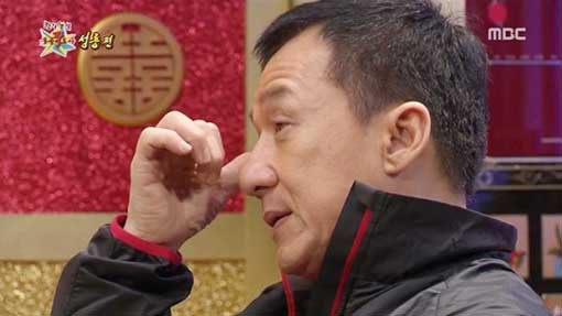 중화권 액션배우 성룡이 이소룡과의 마지막 만남에 대해 이야기하고 있다./ MBC 황금어장-무릎팍도사 캡처