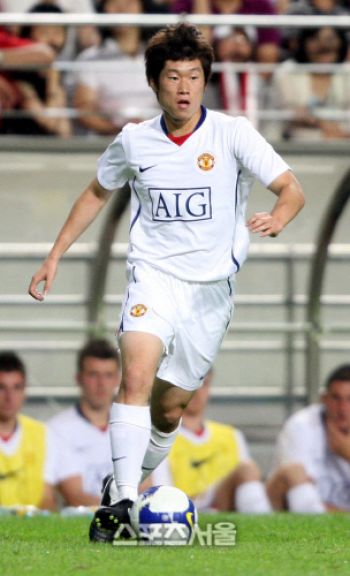 QPR의 박지성은 과거 맨유 시절 수많은 빅 매치에서 활약하며 퍼거슨 감독의 두터운 신임을 받았다. / 스포츠서울 DB