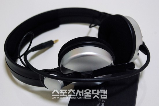 [SS리뷰] DJ용 헤드폰이 아웃도어로? 젠하이저 '앰페리어' - 경제 | 기사 ...