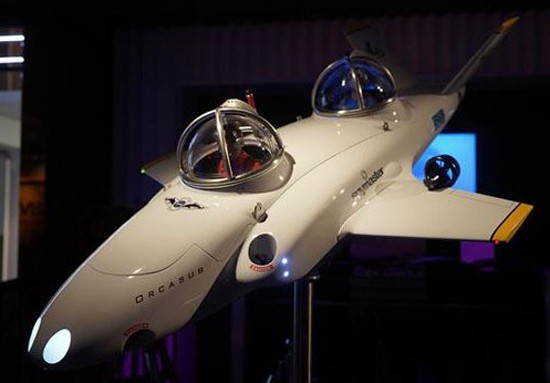 100억짜리 개인 잠수함이 공개돼 화제다. /출처=온라인 커뮤니티