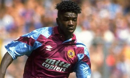 애스턴 빌라에서 오래 활약한 토니 데일리는 현역시절 마이콜 머리를 내세웠다. / 출처=아일랜드 외신 캡처