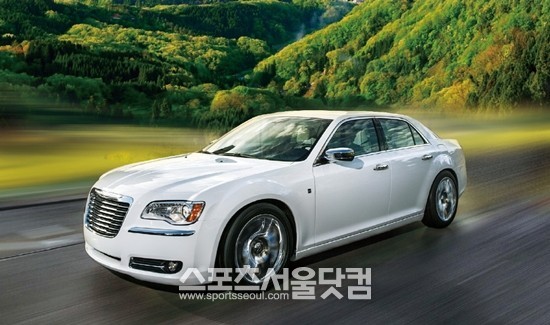 크라이슬러 코리아가 25일부터 다음 달 19일까지 크라이슬러ㆍJeep 고객을 대상으로  ‘2013스프링 서비스 캠페인’을 진행한다.