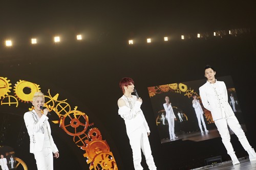 JYJ가 3년 만에 도쿄돔에서 공연했다. / 씨제스 엔터테인먼트