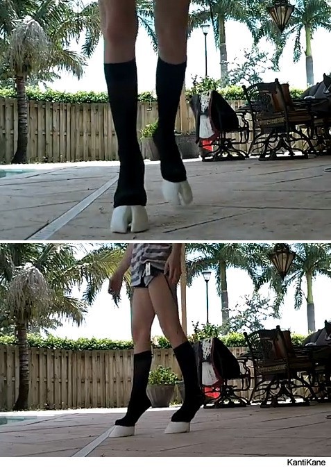 말굽 하이힐이 최근 인터넷 상에서 화제다. / 온라인 커뮤니티 게시판