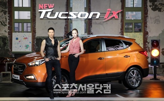 현대자동차 뉴 투싼ix.