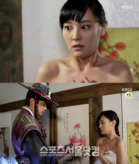 강별(위) 이동욱의 도주를 돕기 위해 속살을 노출했다. / KBS2 천명 캡처