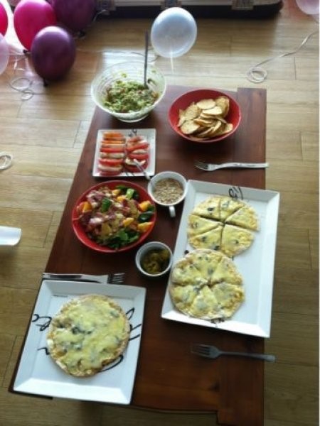 원더걸스의 예은이 탈퇴한 전 멤버 선미의 생일상을 공개했다. /출처=예은 트위터