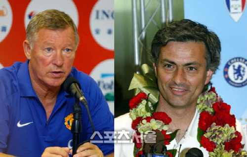 알렉스 퍼거슨 맨유 감독(왼쪽)의 은퇴로 다음 시즌 첼시 복귀가 유력한 주제 무리뉴 레알 마드리드 감독과 라이벌 맞대결은 더 이상 볼 수 없게 됐다. / 스포츠서울 DB