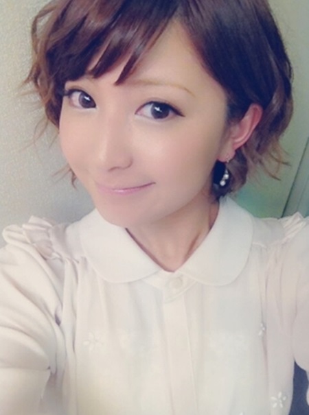 모닝구 무스메 출신 연기자 야구치 마리가 방송을 통해 불륜사실을 인정했다./야구치 마리 블로그