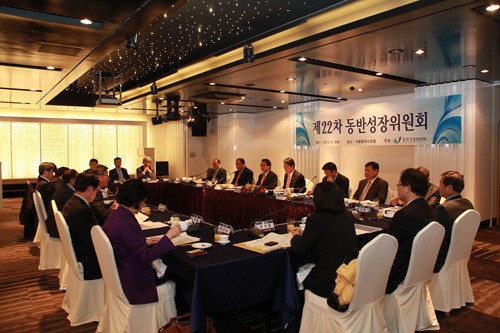 동반성장위원회가 외식사업 중기업종 지정과 관련해 가이드라인을 확정했다.