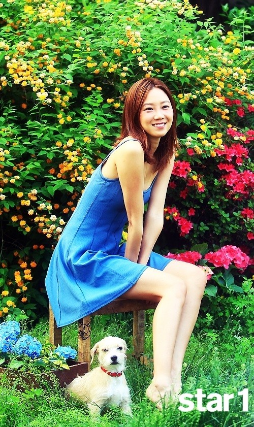 배우 공효진이 소녀시대 멤버 윤아에 대한 애정을 드러냈다./앳스타일 제공