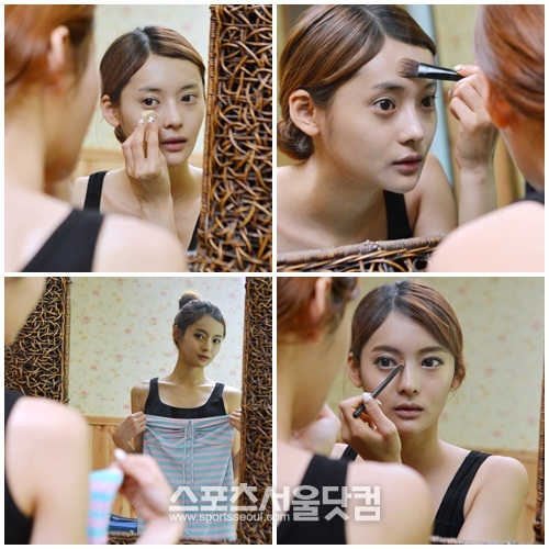 이은별이 촬영에 앞서 메이크업을 한 후 의상을 고르고 있다./가평=문병희 기자