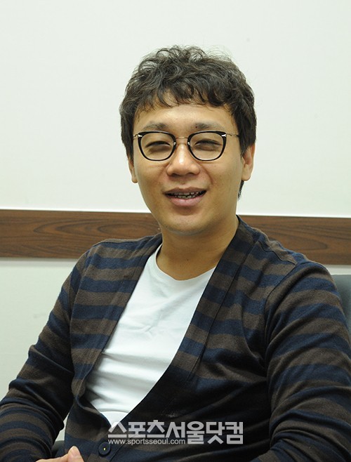 이태혁은 최근 출간한 지면서 이기는 관계술에서 모든 사람을 내 편으로 만들 수 없다면 원만한 관계가 될 수 있는 사람을 구분해서 인간관계를 형성하는 방법을 제시하고 있다. / 사진 = 더팩트DB