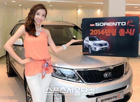 기아자동차가 3일 2014 뉴 쏘렌토R을 출시했다.