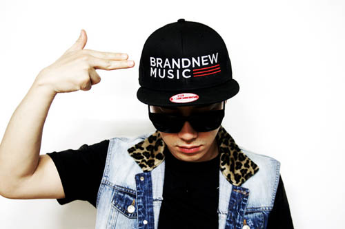 산이가 JYP엔터테인먼트를 떠나 버벌진트 소속사로 들어갔다. /브랜뉴뮤직 제공