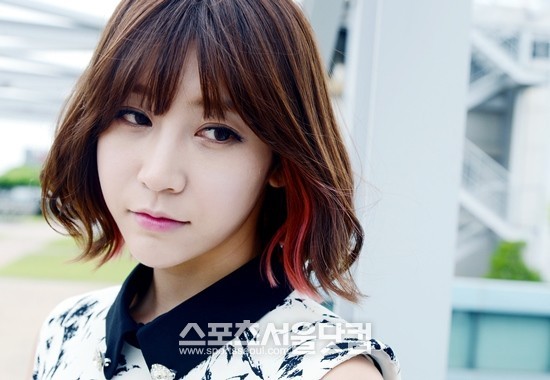 구지성은 영화 공모자들에서 단역으로 출연한 것이 전부였지만, 꼭두각시의 여주인공으로 발탁됐다.