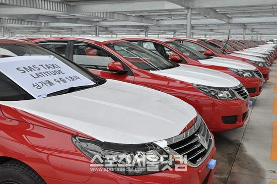 르노삼성자동차가 싱가포르에 SM5 플래티넘 택시 302대를 공급한다.