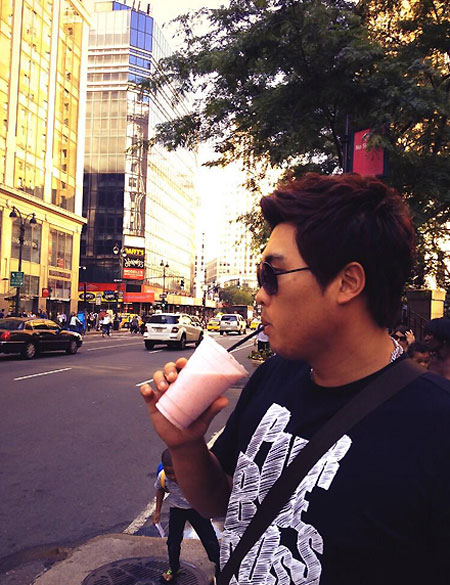 류현진이 트위터에 뉴욕 인증샷을 올렸다. / 류현진 트위터