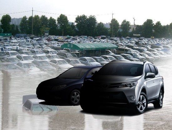 장마 후 중고차로 파는 내차 가격이 하락할 수 있다. /출처=카즈