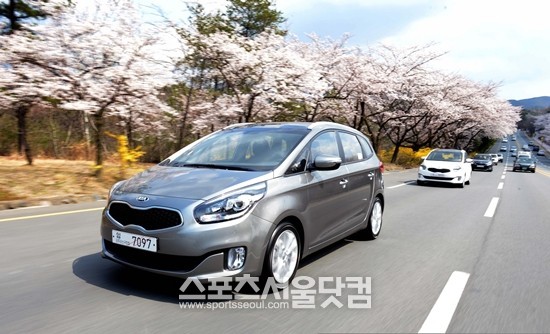 기아자동차 노사가 연간 62만대 생산체제의 광주 2공장 증산에 합의했다.