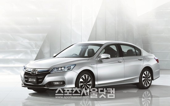 지난 21일 일본 현지에 혼다 올 뉴 어코드 하이브리드가 출시됐다.
