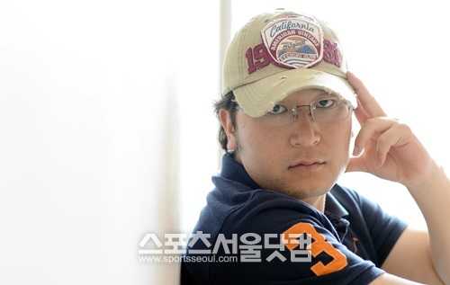 김현규 감독은 영화 연출과 출연, 시나리오 작가 중에 작가 일이 가장 힘들다고 말한다.