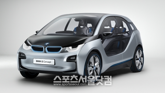 BMW i3의 기본 가격이 3만4950 유로로 책정됐다.