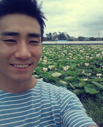 개그맨 이정수가 네 살 연하의 일반인 여자 친구와 오는 10월 5일 결혼할 예정이다. / 이정수 미니홈피