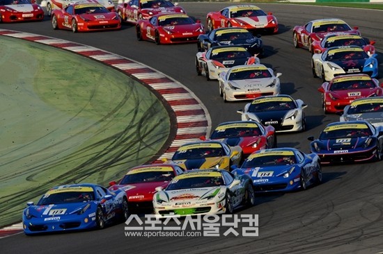 페라리 챌린지 레이스가 국내 최초로 다음 달 3일부터 이틀 동안 인제 스피디움에서 열린다.