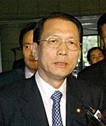 신임 김기춘 청와대 비서실장에 대해 민주당 박영선 의원이 강도 높게 비판했다. / 서울신문 제공